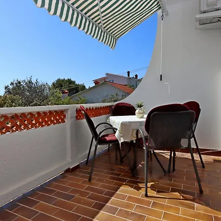 Barbat 14247d Apartment *